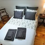 Апартаменти Santosweethome 1 *