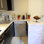Апартаменти Santosweethome 1